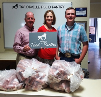Peoples Bank & Trust donates to Taylorville Food Pantry.