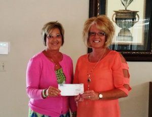 Peoples Bank & Trust - Altamont Volunteer Carol Laue