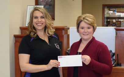 Peoples Bank & Trust - Taylorville Volunteer Lisa Sims