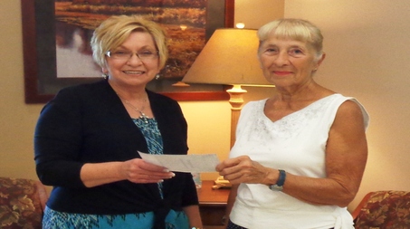 Peoples Bank & Trust - Taylorville Volunteer Geri Niemann