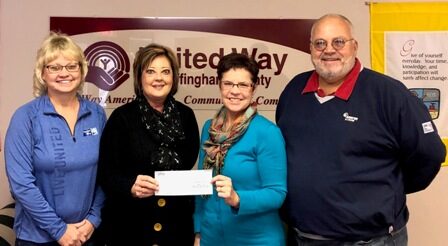 Peoples Bank & Trust Donates to Effingham County United Way